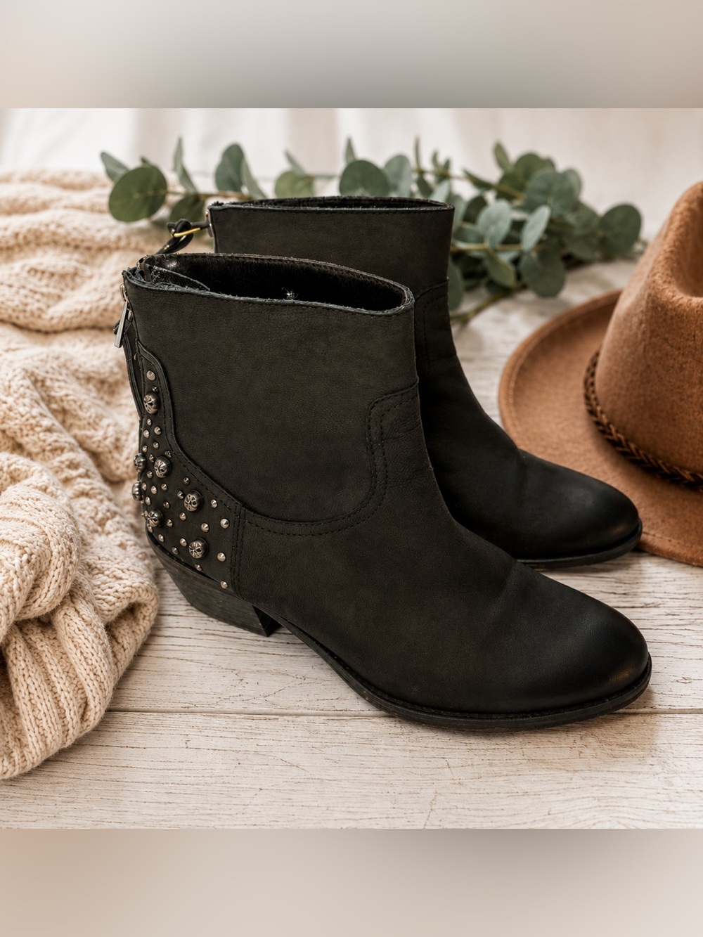 Zadig & Voltaire Teddy Black Leather Skull Studded Ankle Boots Women’s 39